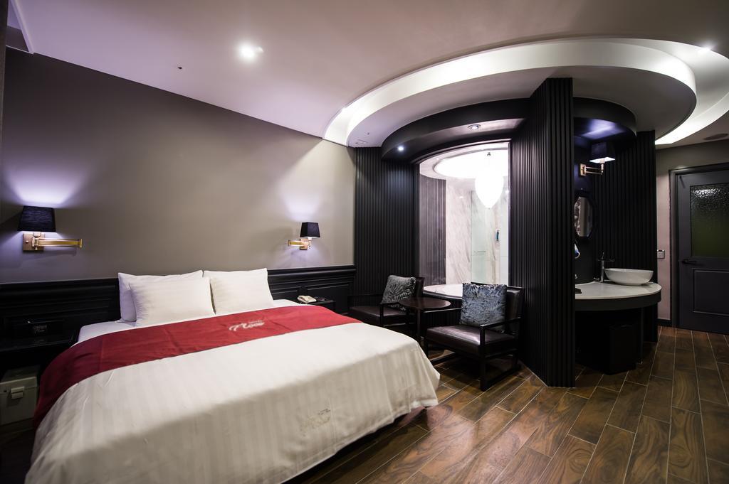 Hotel Floce Bucheon Rum bild